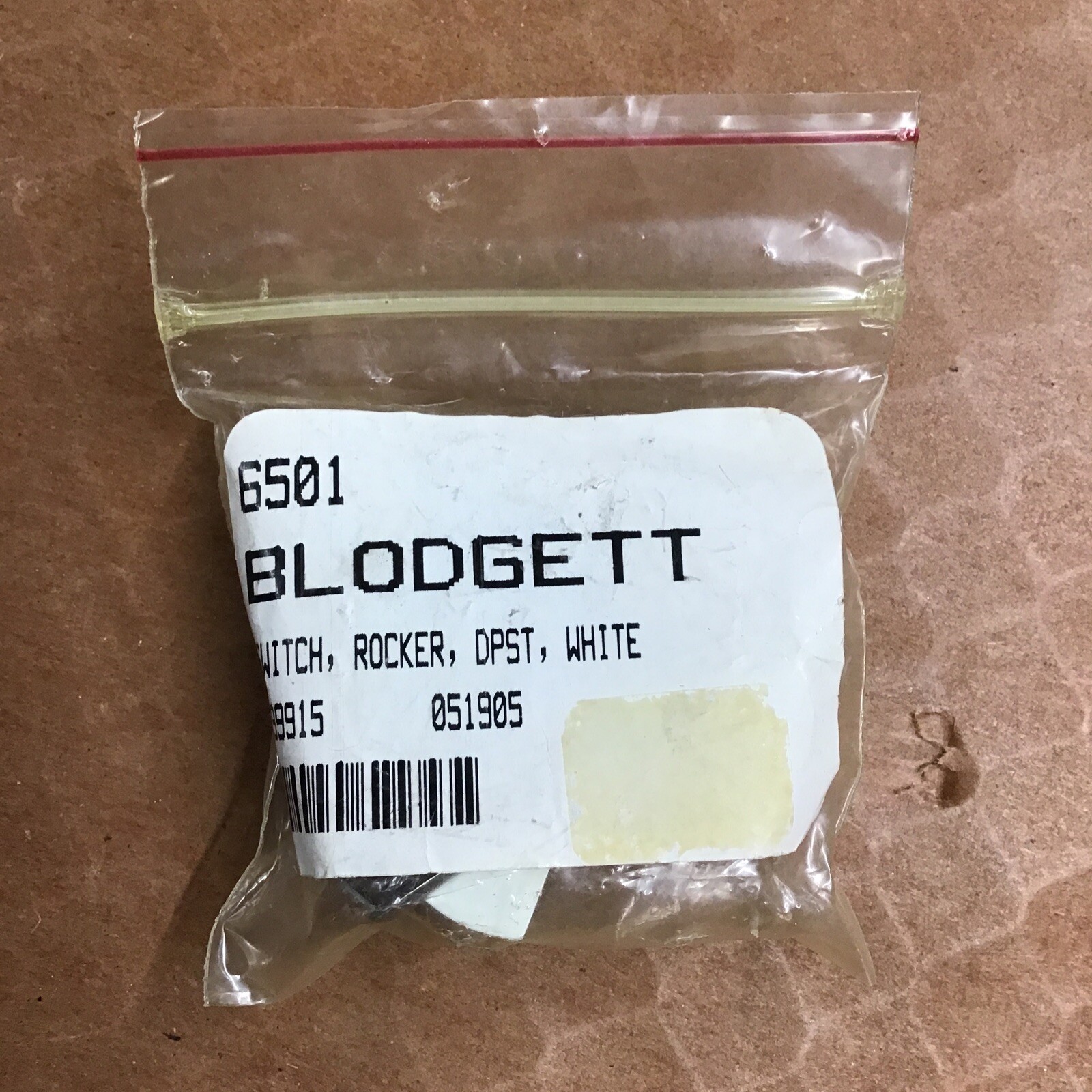 6501 Blodgett Rocker Switch White