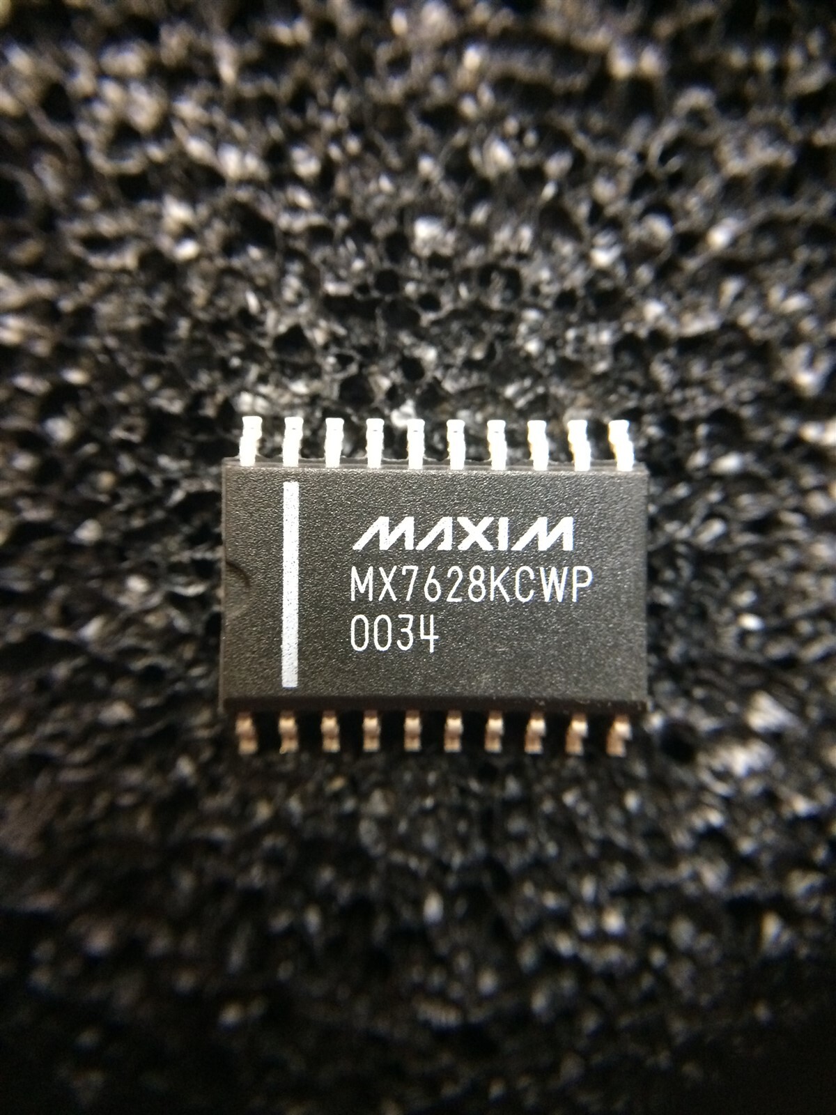 MX7628KCWP MAXIM IC DIGITAL TA ANALOG CONVERTER 8BIT DL MULT 20-SOIC 6 PIECES