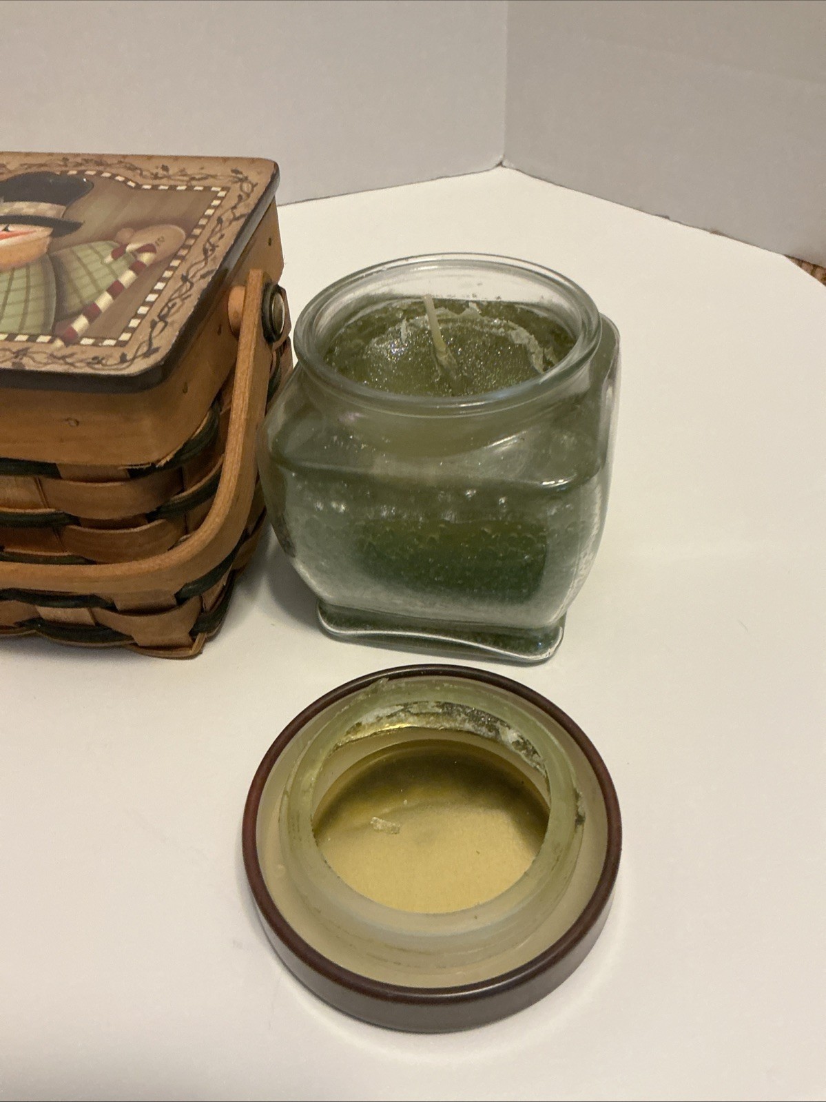Crazy Mountain Small Square Prim Snowman Basket w Green Candle