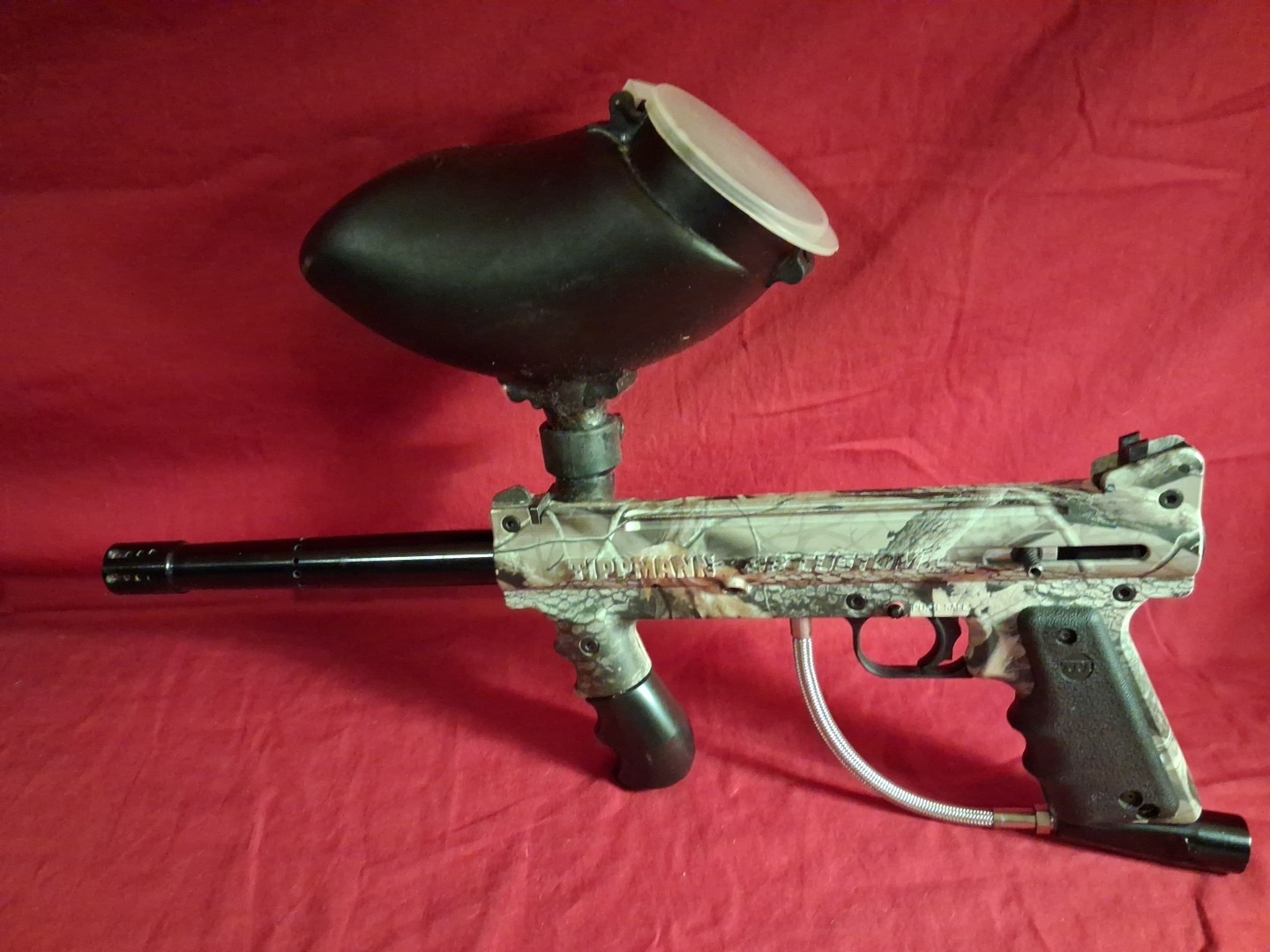 Tippmann 98 Custom Camouflage Paintball Gun with Hopper