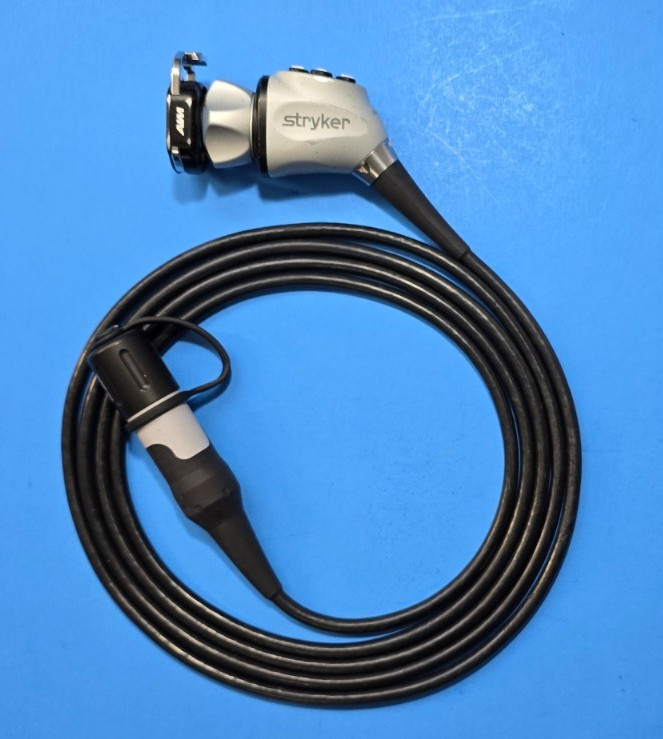 Stryker 1688 AIM 4K Camera Head with Integrated Coupler