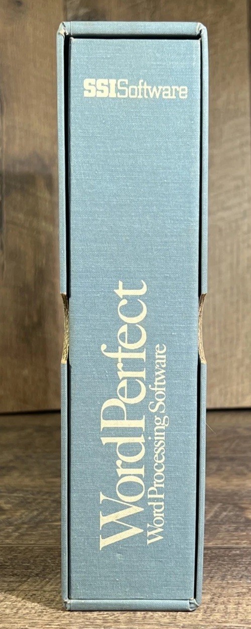 SSI Software Word Processing Computer WordPerfect Version (IBM)4.0a 1984 Vintage