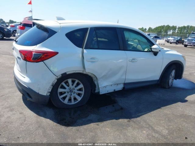 CX-5 2015 Glove Box 4890308