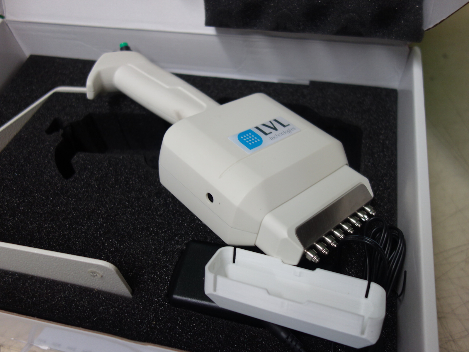 THOMAS LVL CRYO.S 8-CHANNEL HANDHELD DECAPPER 852071 CDC-8CH-XT-2