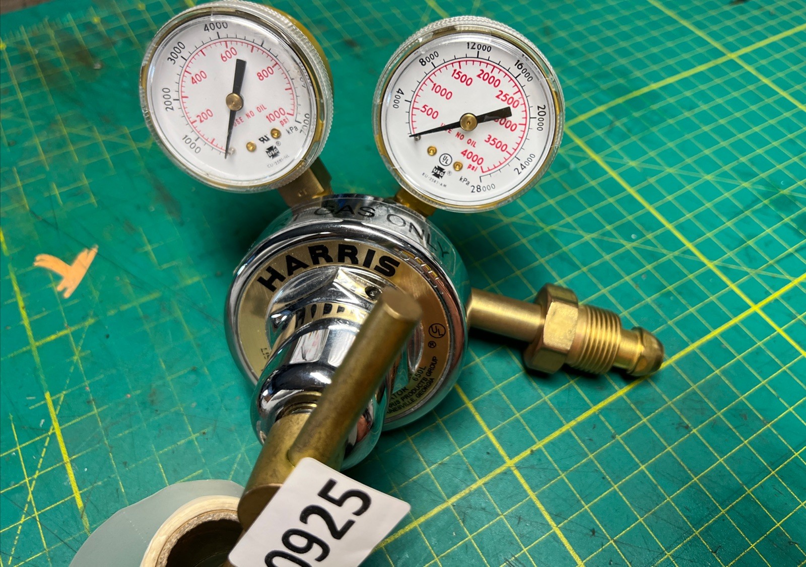 HARRIS 25-500 C-580 GAS REGULATOR