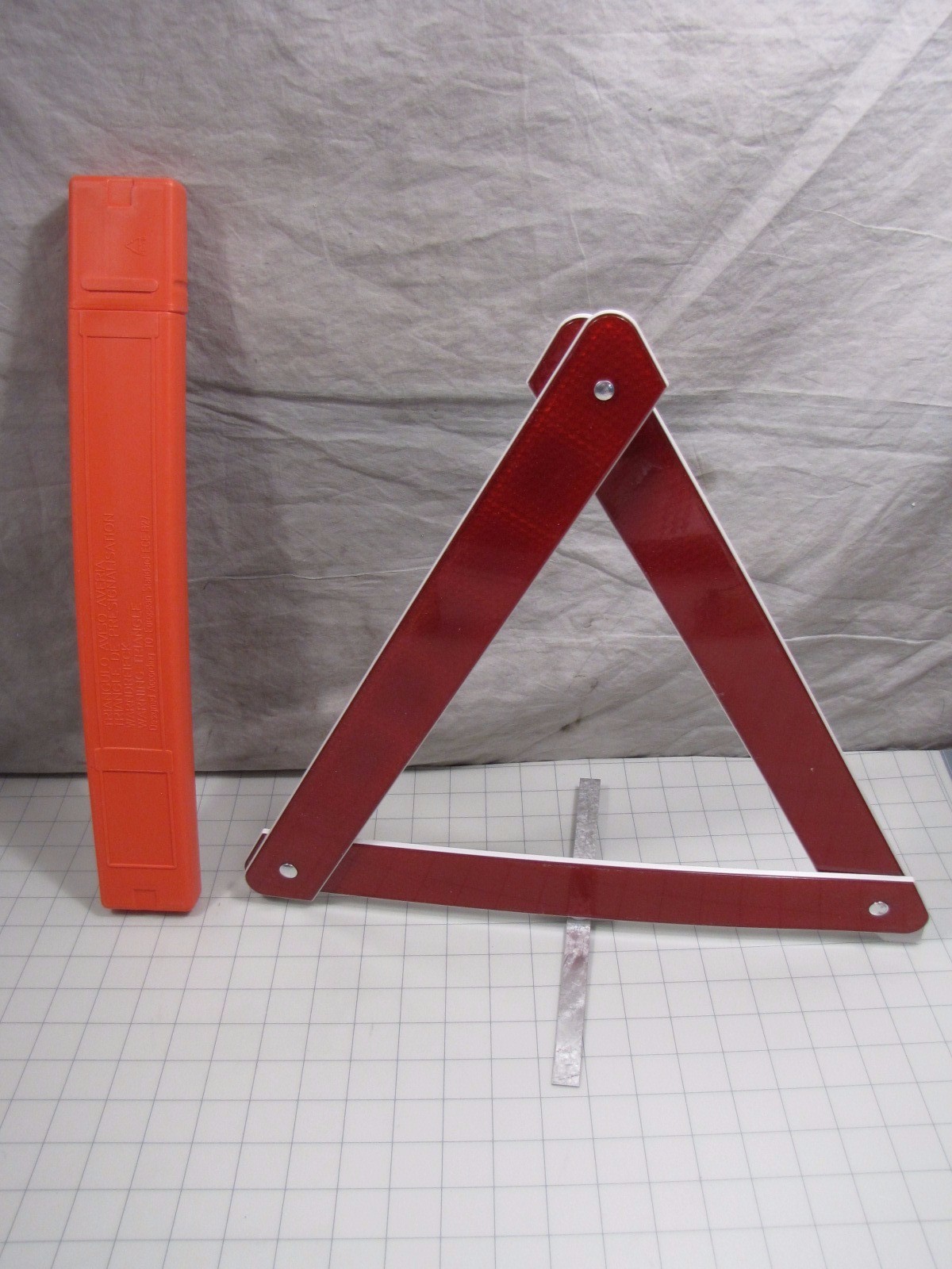 Regal 99552 Foldable Emergency Roadside Warning Triangle NEW