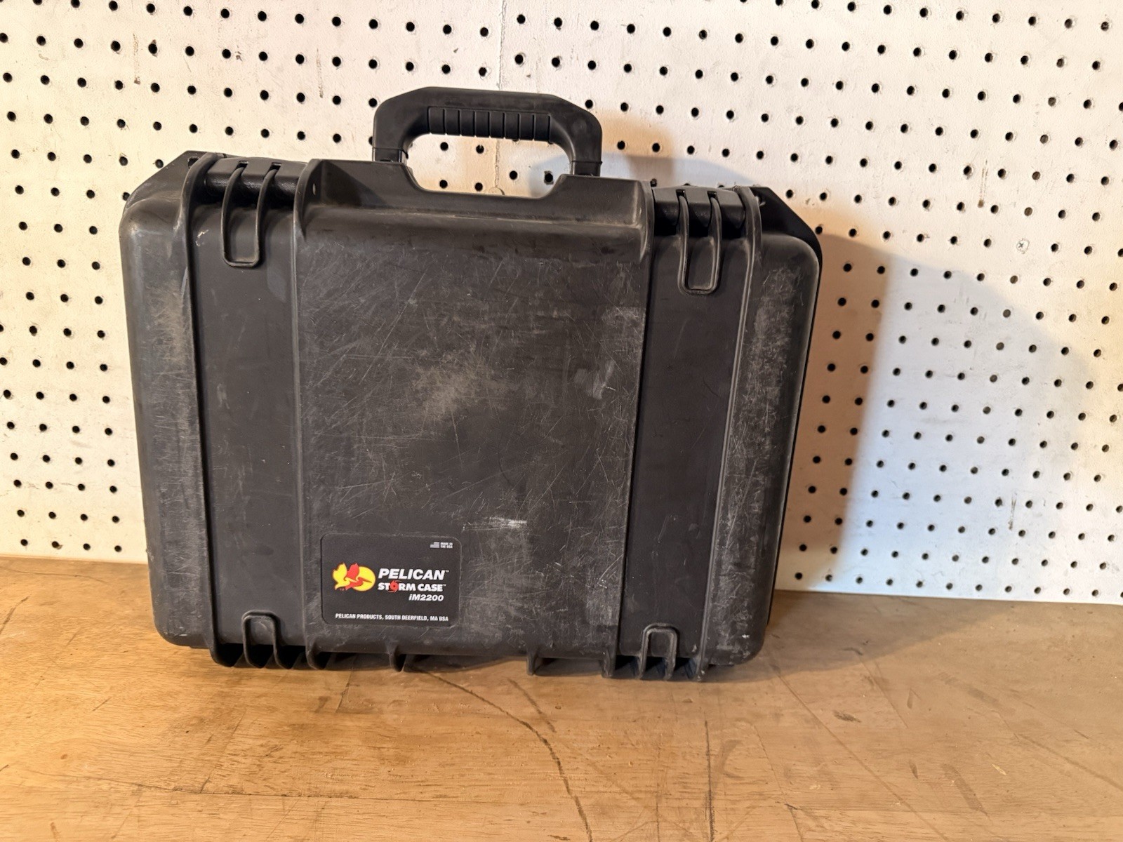 Pelican iM2200 Storm Case No Foam All Different Condition Like Pelican 1450