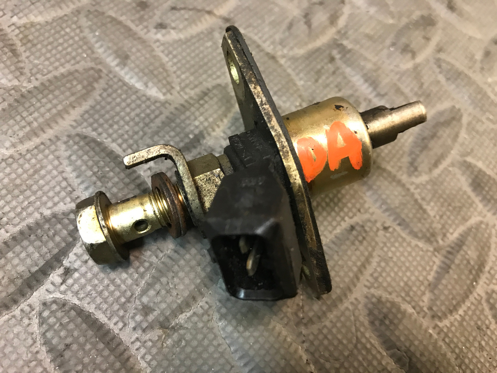 23260-74030 Cold Start Injector Valve Toyota Camry Celica 3SFE 5SFE 1987-1991