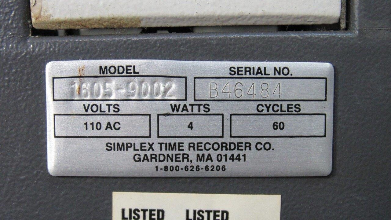 SIMPLEX 1605-9002 Consecutive Payroll Time Clock & Date Recorder, with Key