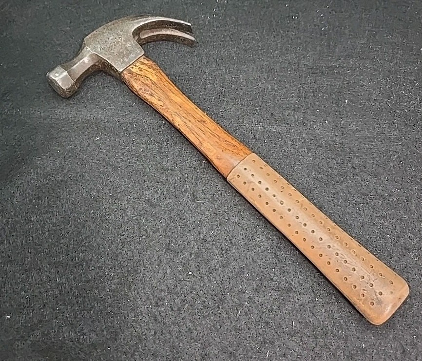 Vintage Belknap  Claw Hammer (@178)