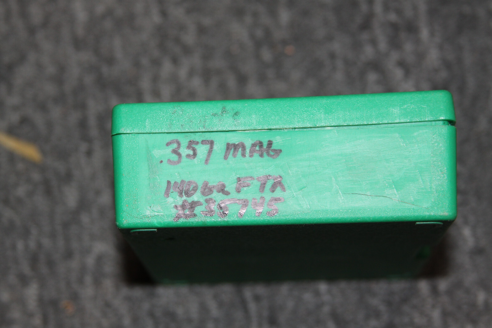 Lyman carbide 38sp/357 mag resize/decap die w/ Hornady Load all bushing
