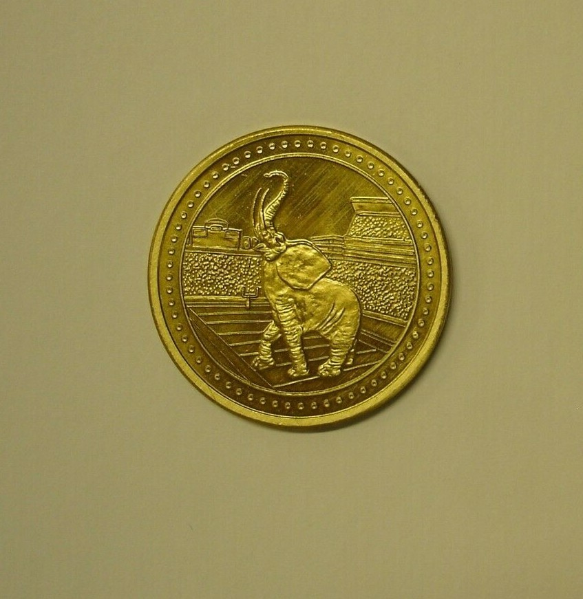 Alabama football bronze Elephant / National Champions coin poker golf marker