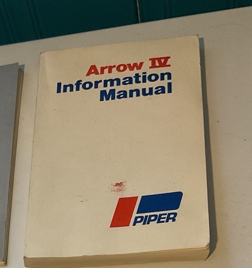 Vintage Piper Arrow IV Info Manual for Aircraft Owners Manual