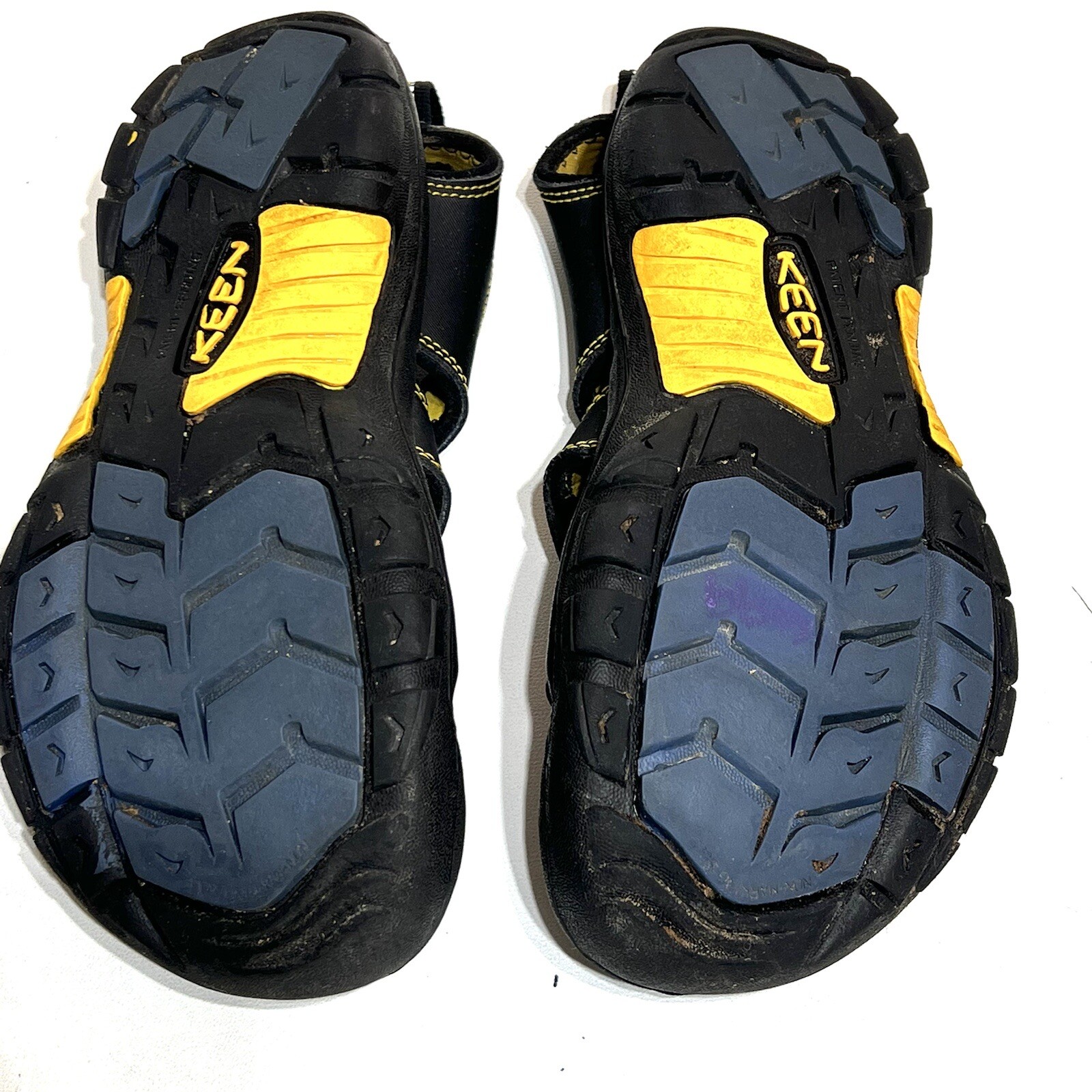 KEEN Waterproof Sandals Size 4 Yellow