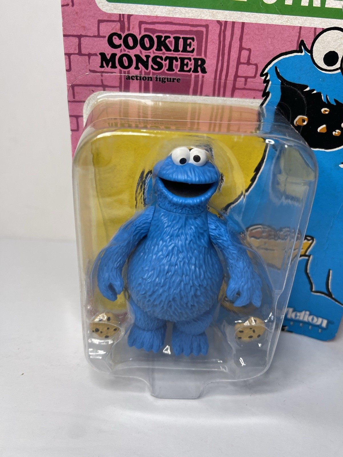 Super7 Sesame Street COOKIE MONSTER w/ COOKIES 3.75-Inch ReAction Damage box!