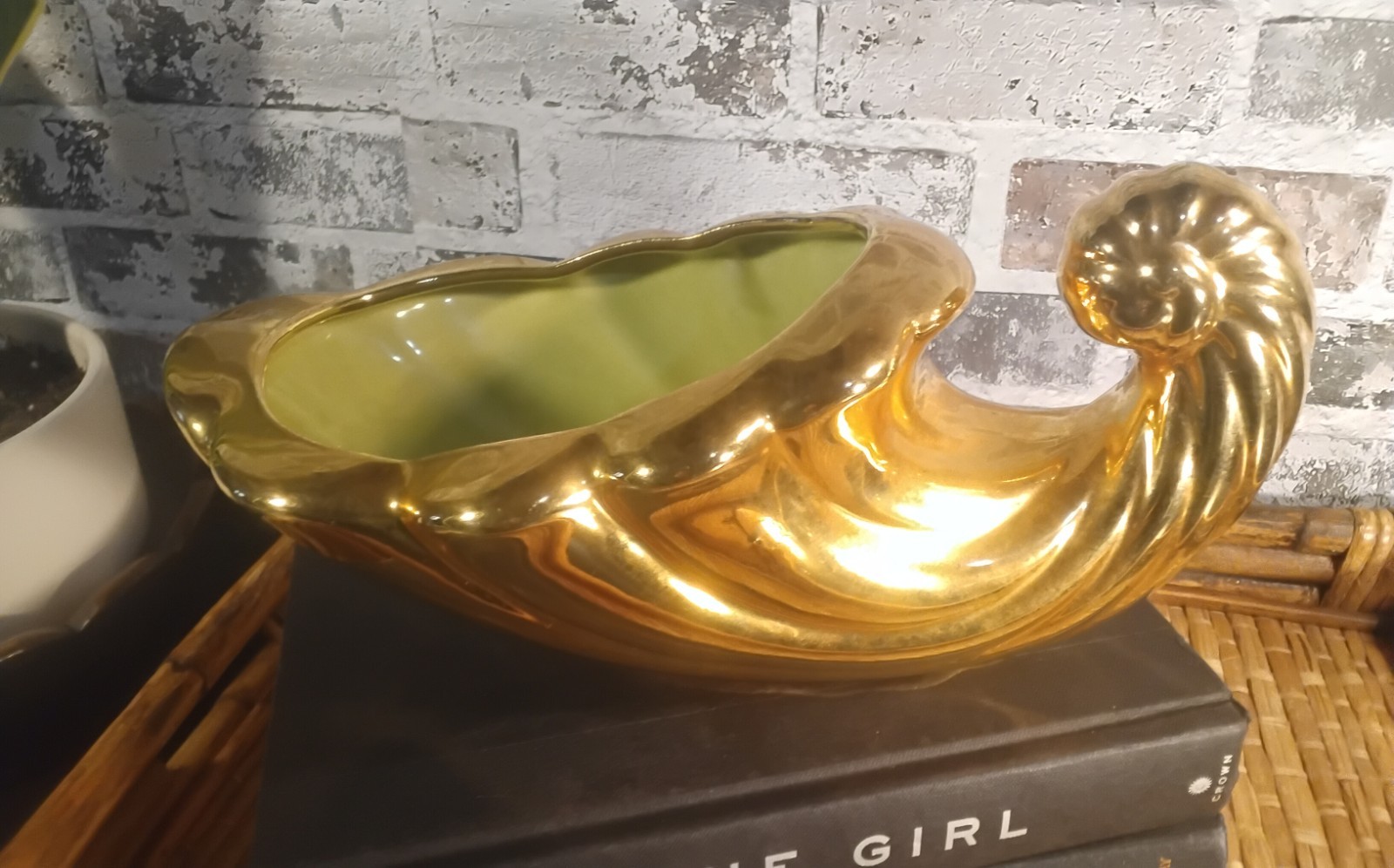 Cornucopia Planter Sanfordware 11'' L Gold Color