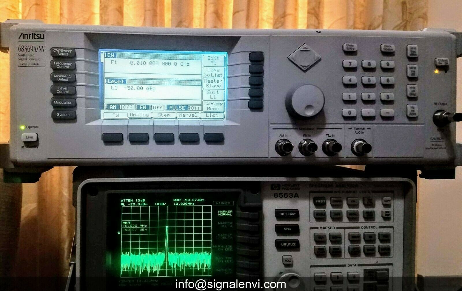 Anritsu 68369A/NV Fresh Align + CAL.  Opt: 2B,11 - 40GHz Signal Generator
