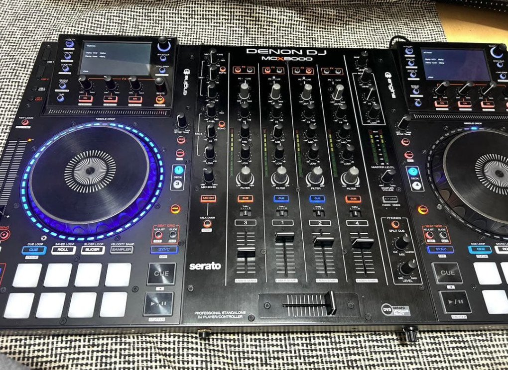 DENON DJ MCX8000 PROFESSIONAL STANDALONE DJ PLAYER / CONTROLLER USB DC12V