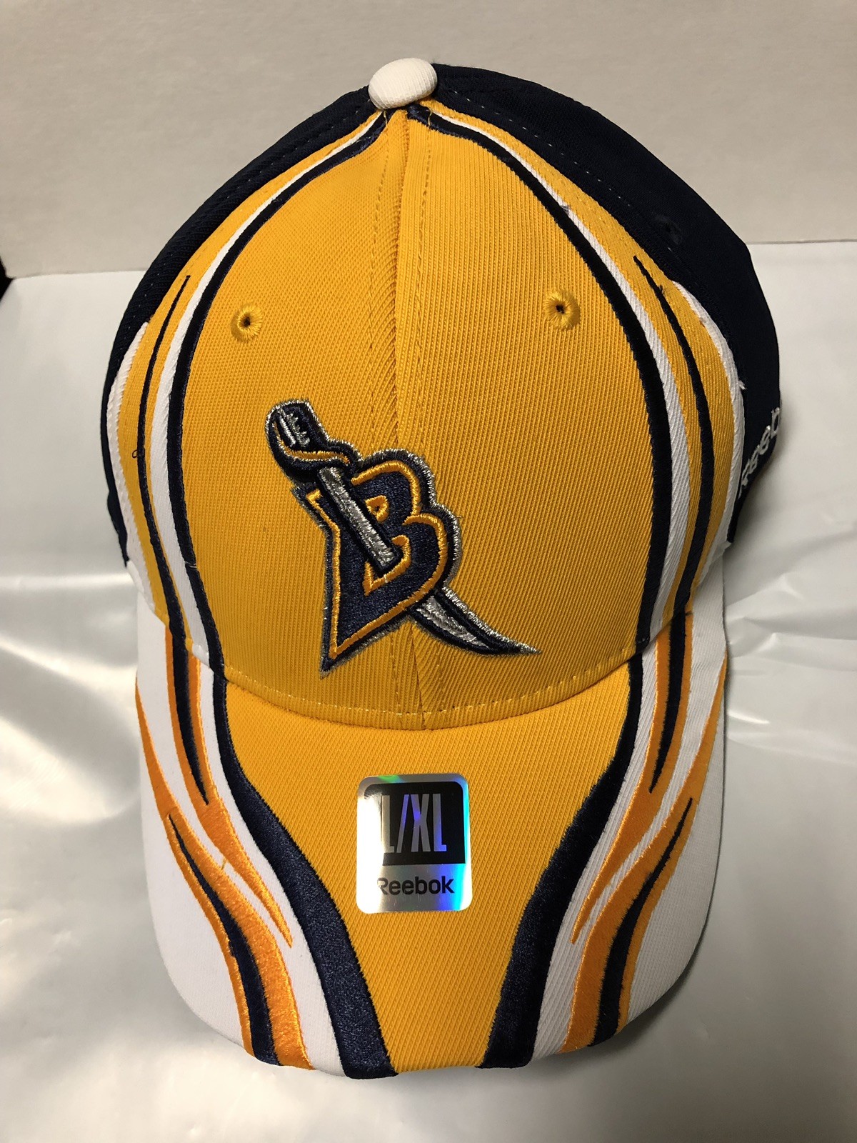 Buffalo Sabres NHL Reebok Pro Shape Flex Fit  Multi Color Hat  Size Sm/Md