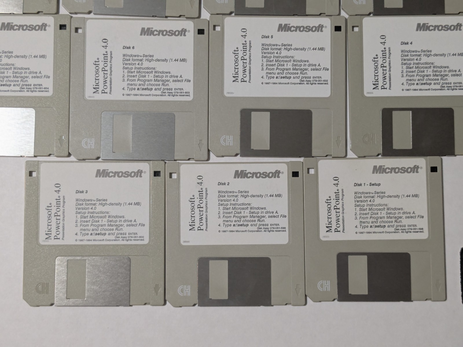 Microsoft PowerPoint 4.0 Floppy Disks Vintage Software PC / Used / 11 discs