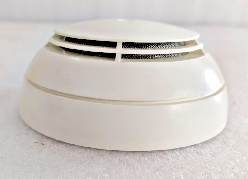 SIEMENS Smoke Detector DO1152A NEW