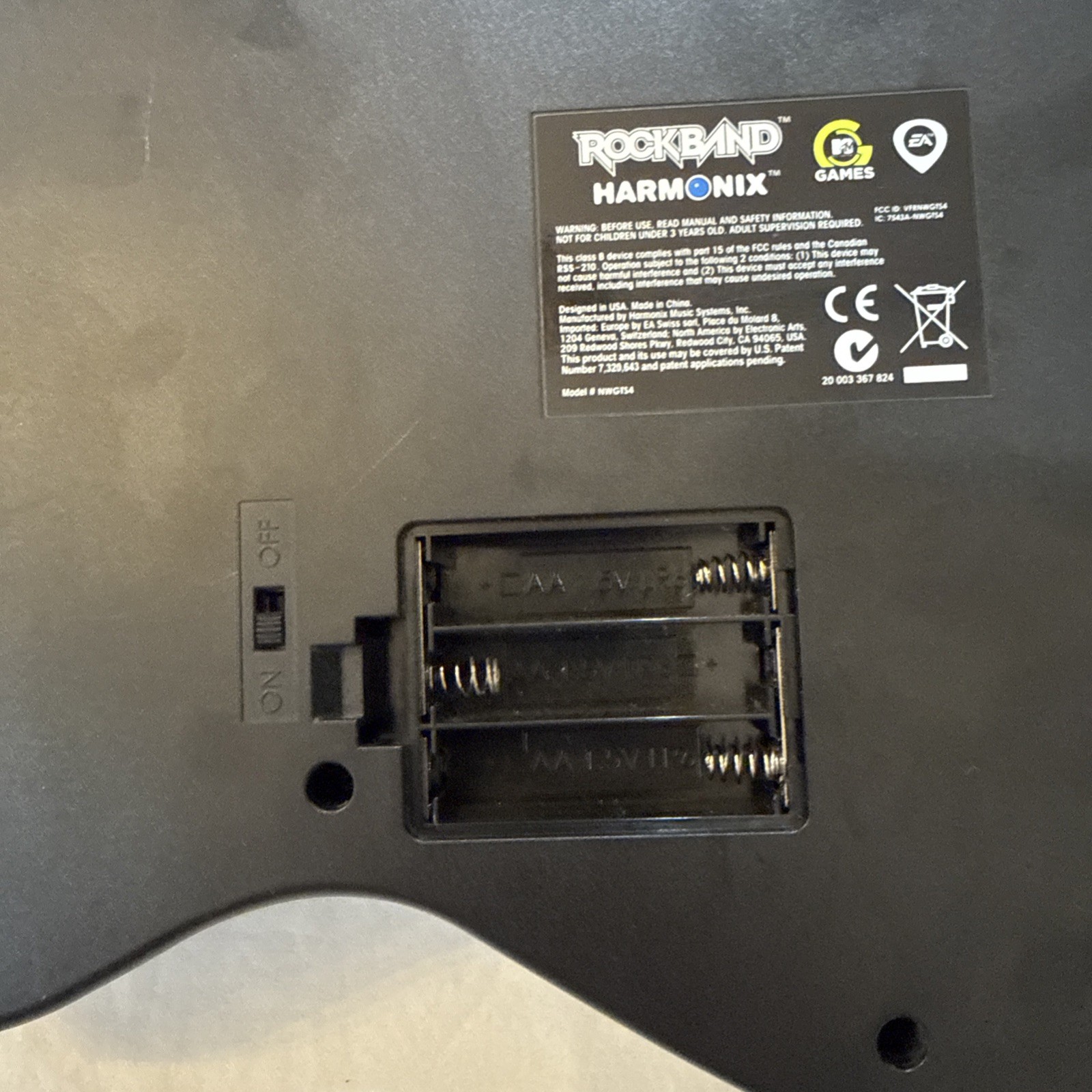 George Harrison's Gretsch Guitar & Dongle for Wii Beatles Rock Band (NWGTS4)