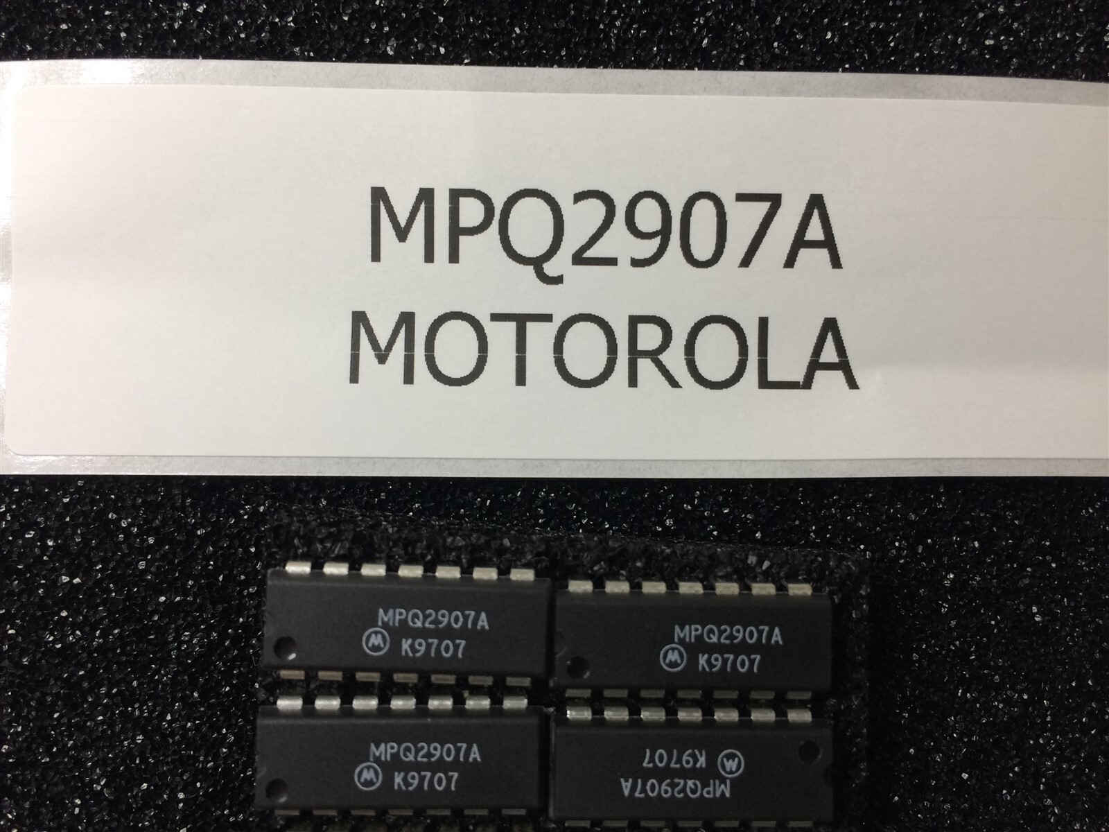 MPQ2907A MOTOROLA Trans GP BJT PNP 60V 0.6A 14-Pin PDIP 5 PIECES