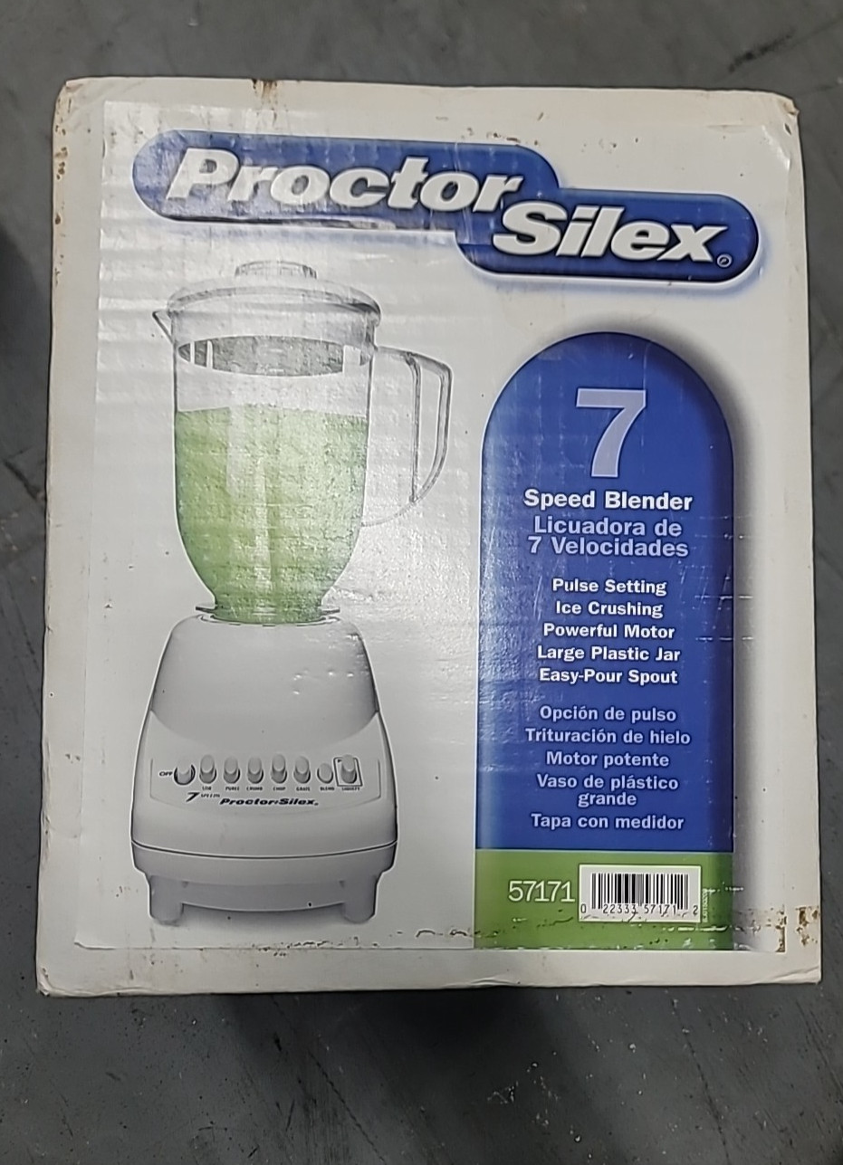 Vtg. Proctor Silex 48oz 7-Speed Blender, White  Modell # 57171 (New N Old Stock)