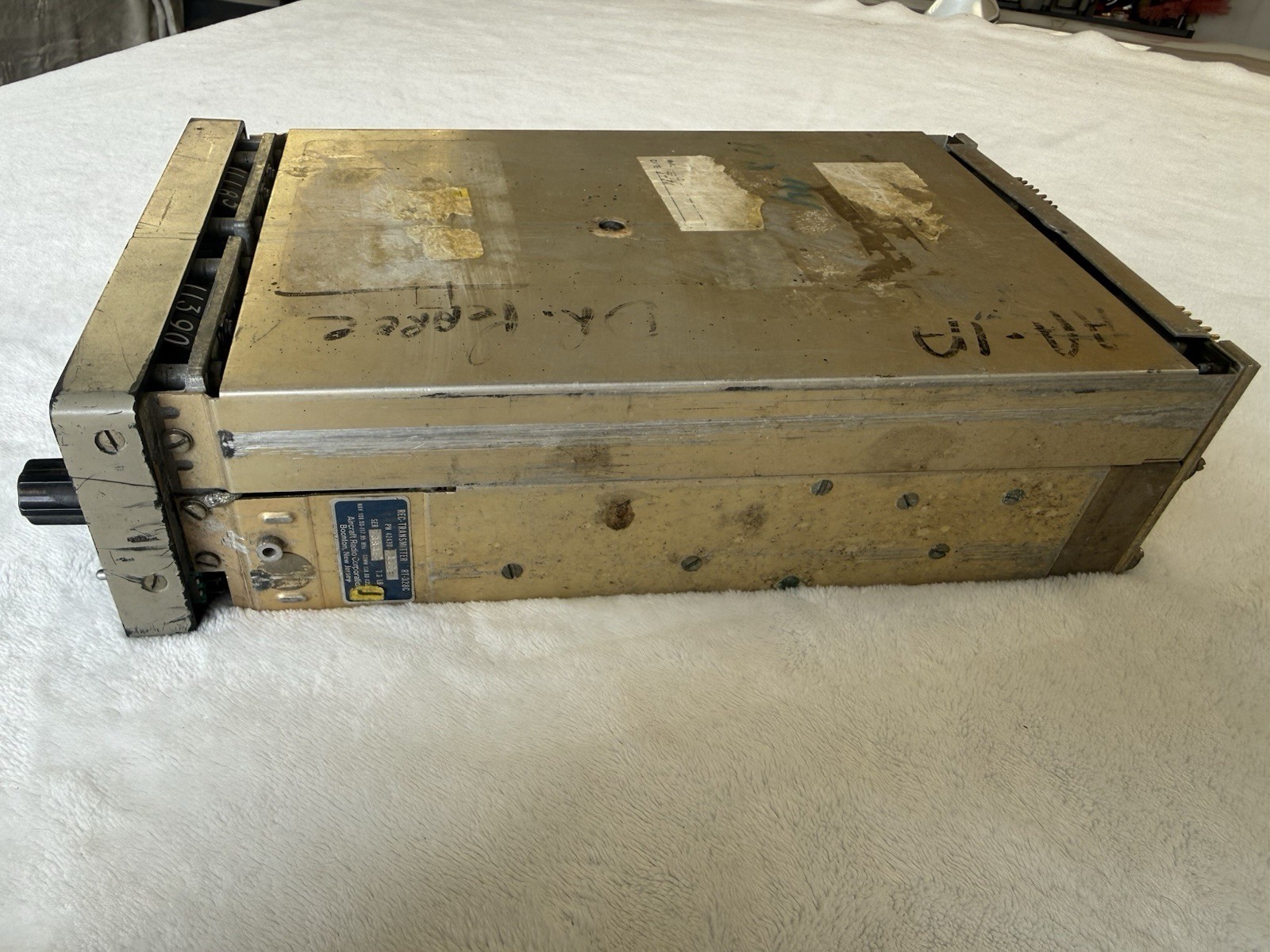 Vintage Aircraft Radio/Navigation Unit – ARC RT-328C 300 NAV/COM