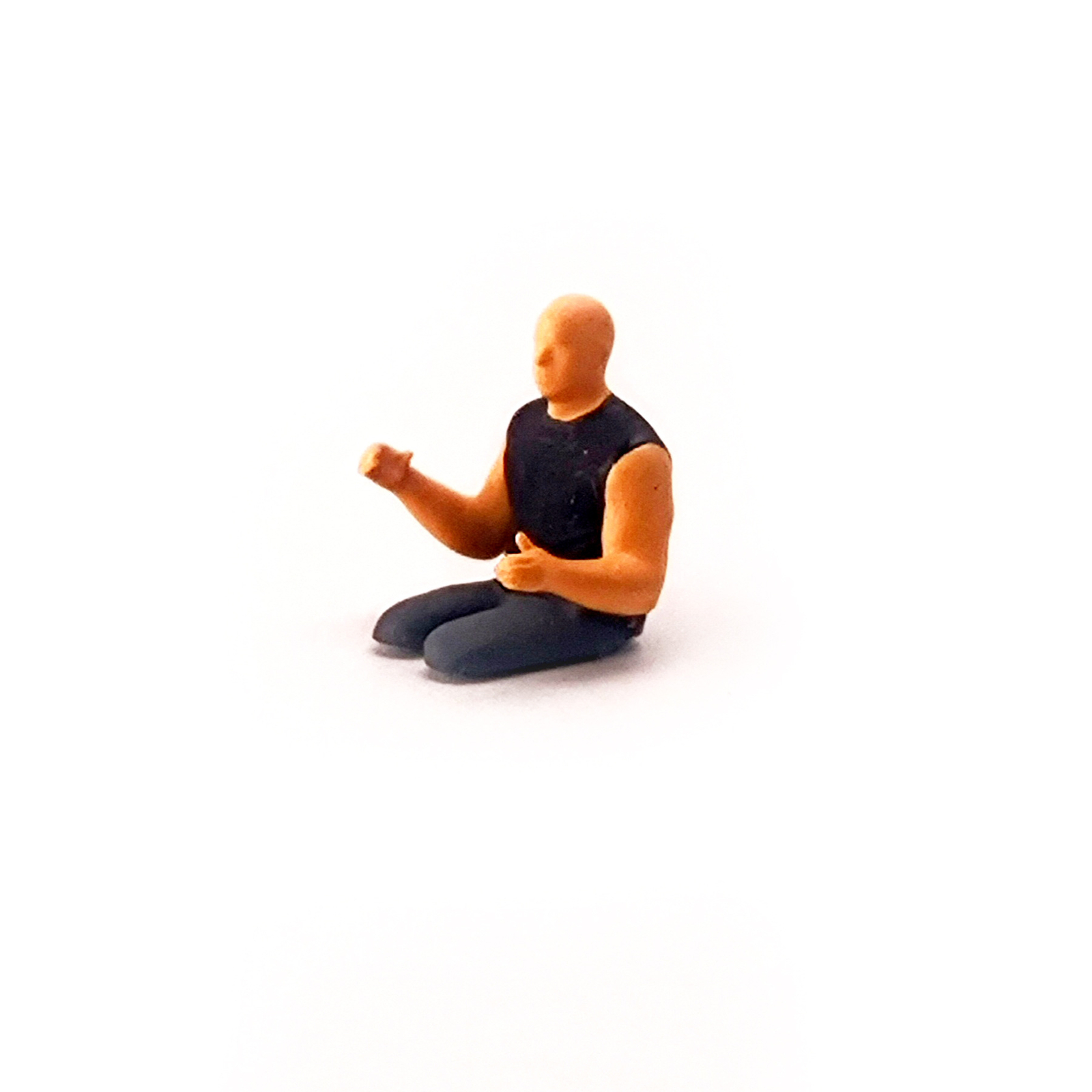 1:64 Painted Figure Mini Model Miniature Resin Diorama Racing Driver Driving M