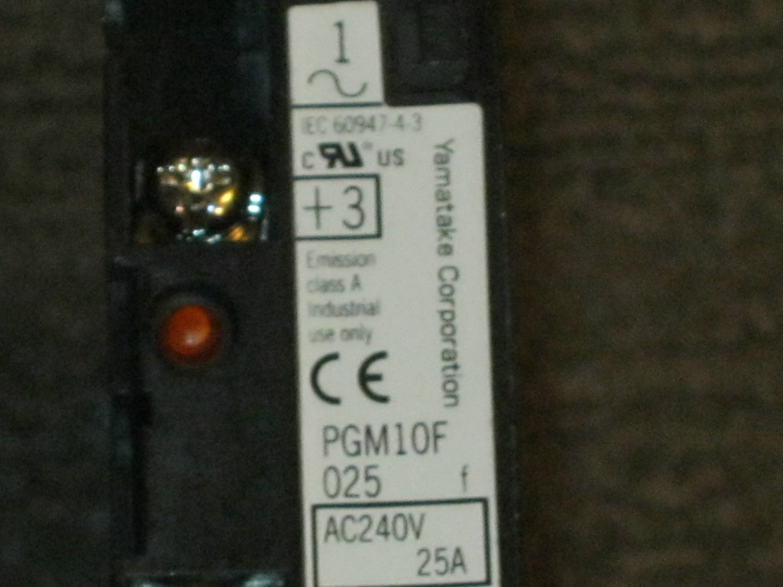 Yamatake Solid State Relay PGM10F 25A