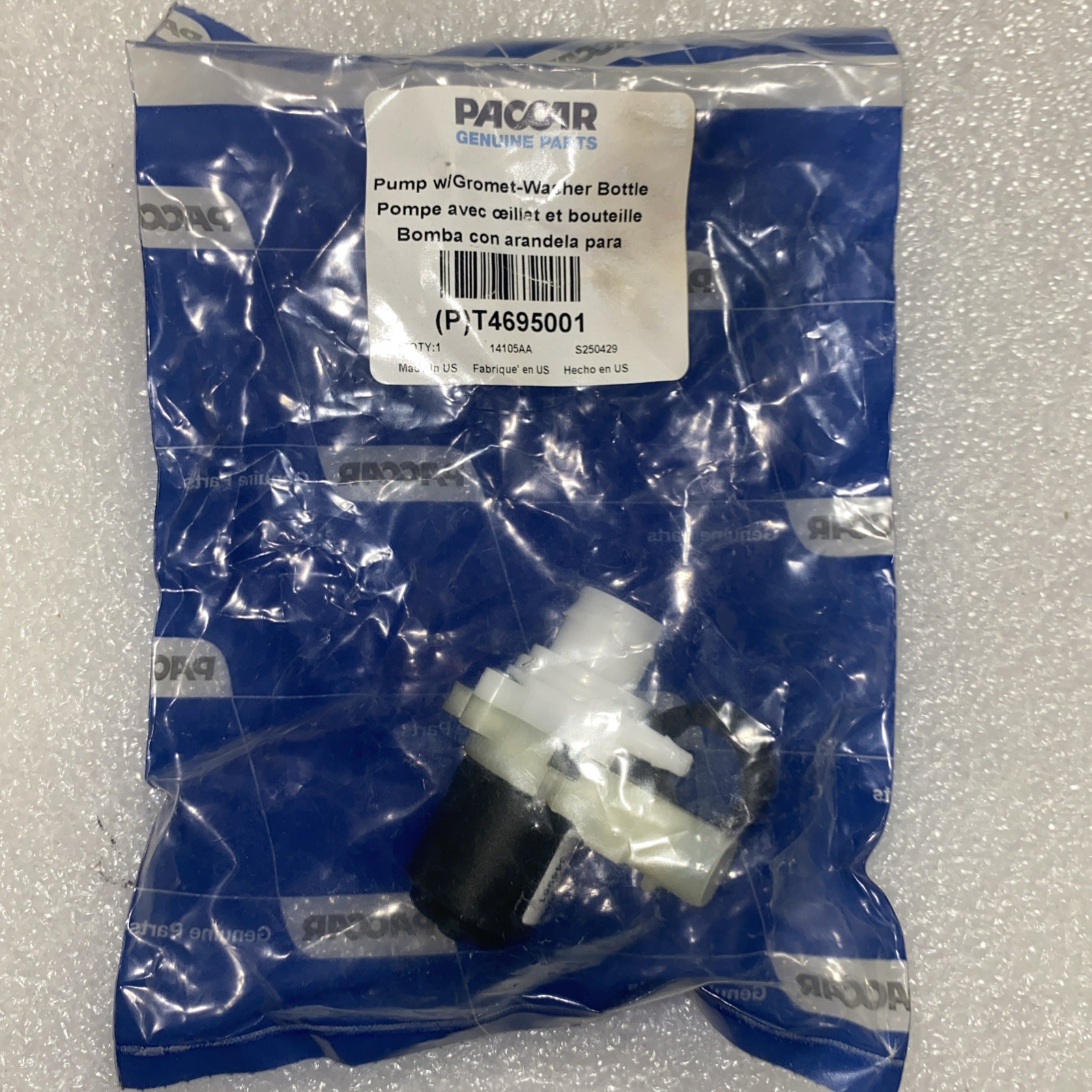Genuine For Paccar T4695001 Washer Pump With Grommet Peterbilt / Kenworth