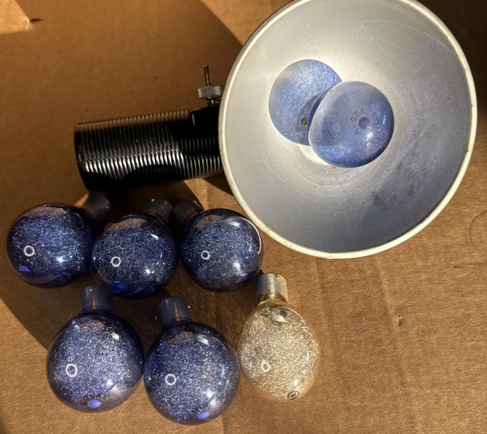Vintage Camera Flash Reflector w/ Bulbs Sylvania P25 Blue - Untested 1940s 1950s