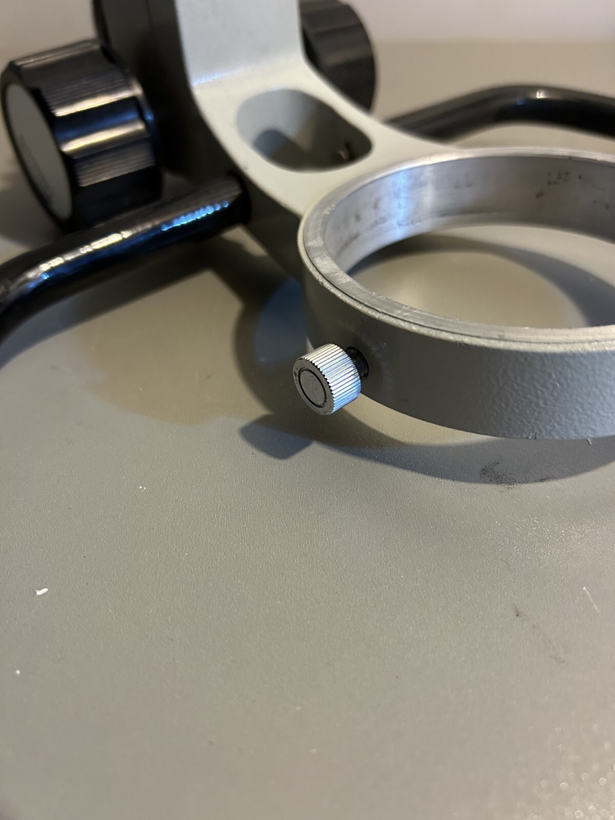Zeiss Microscope Body Holder with Handles and Focus