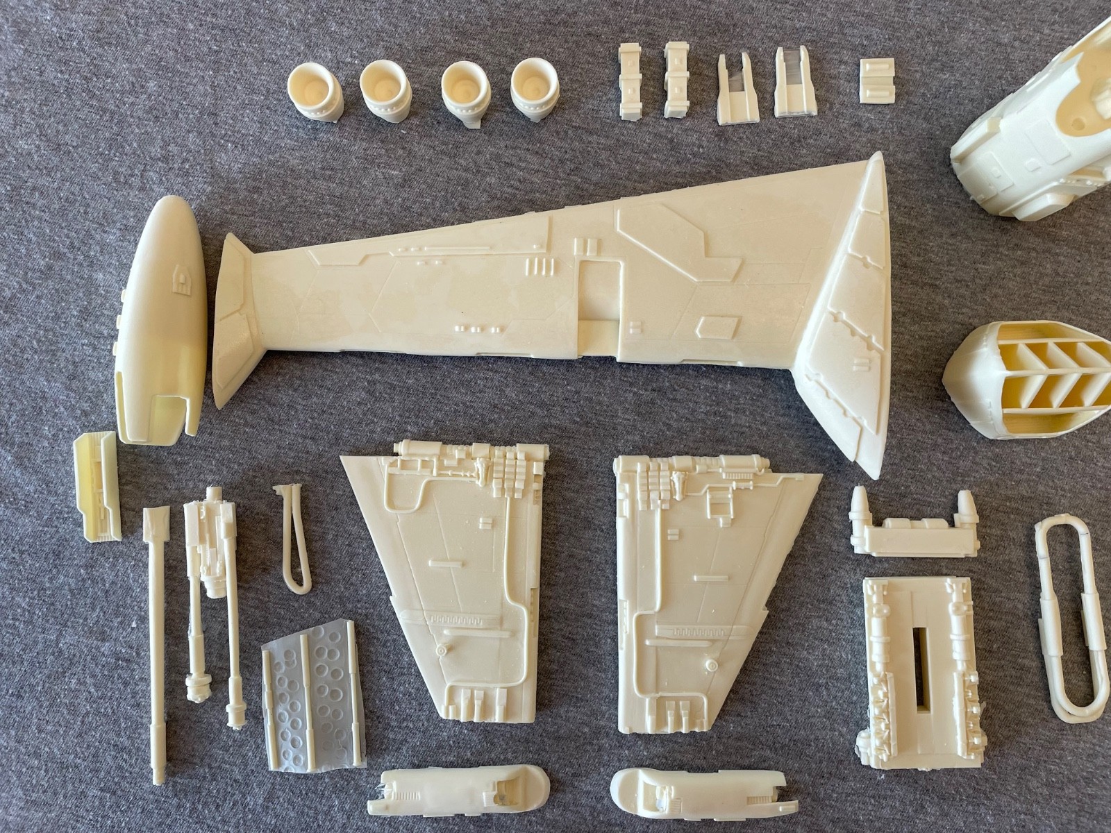 1/48 B-Wing Resin Kit Star Wars