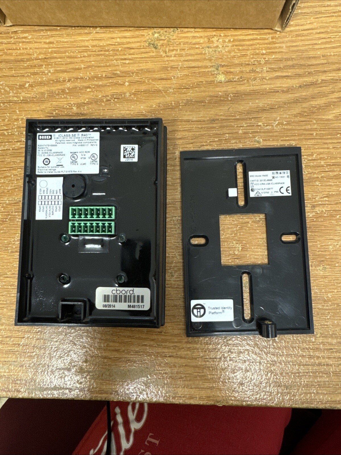 HID Driven By Cbord iCLASS SE R40 READER/WALL MOUNT 920NTNTEK00000. R40EKTN
