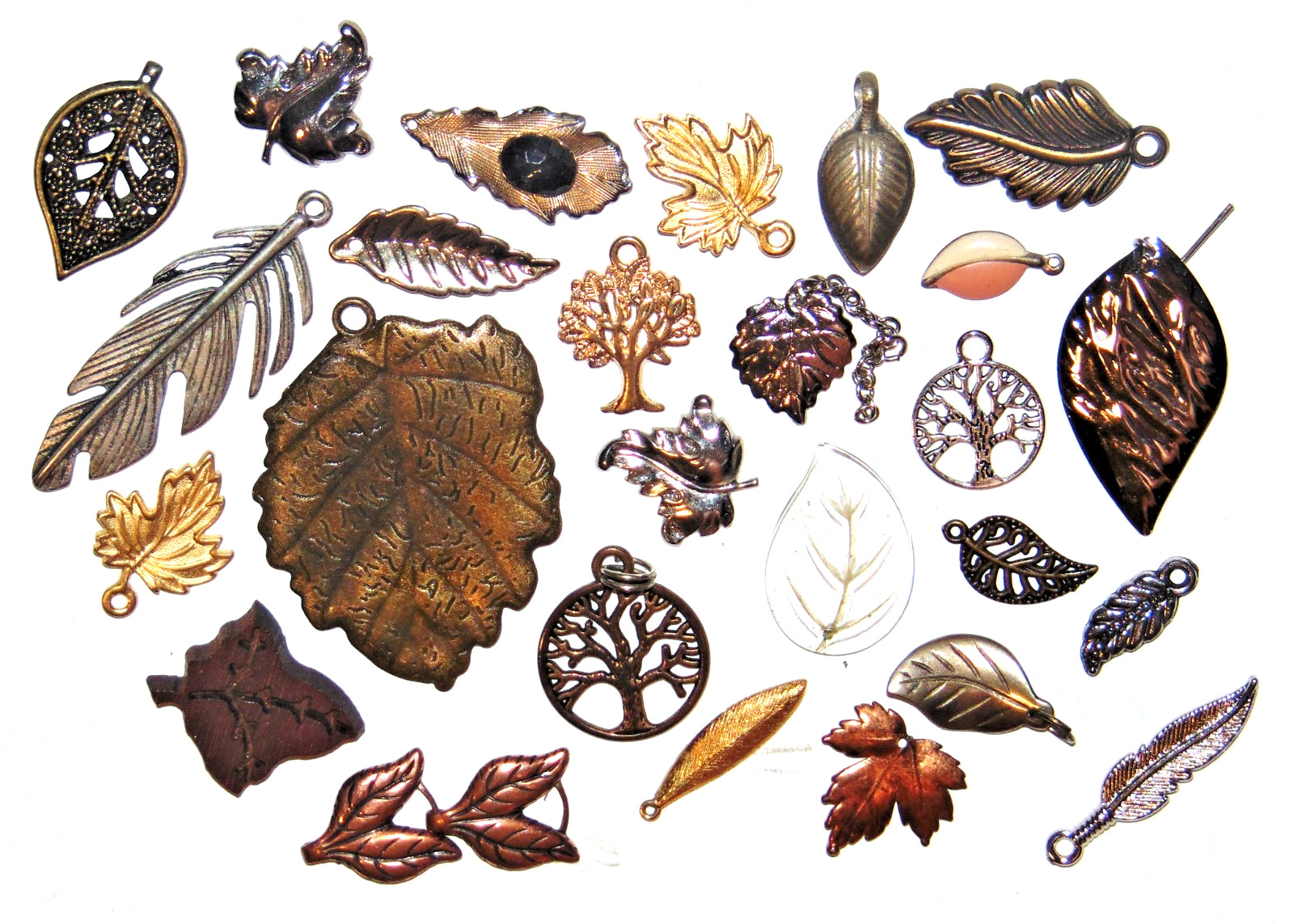 Vintage-Mod Lot of 25 Fall LEAF LEAVES Pendants Charms Craft Jewelry Design