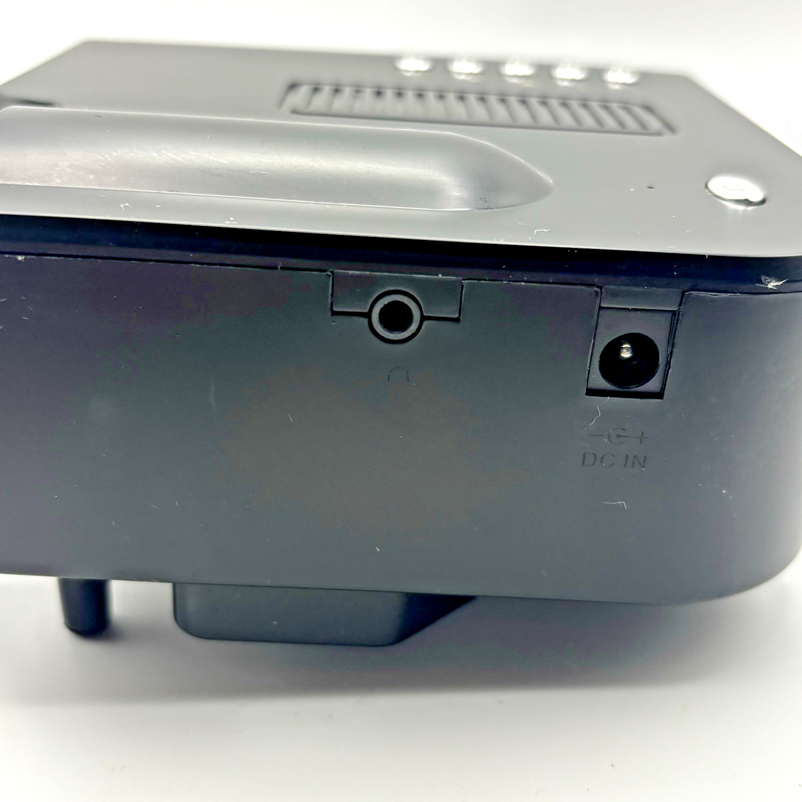 Portable Mini LED Entertainment Projector LCD Image System Projects Up To 60"