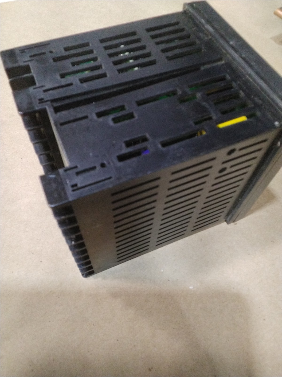 Omron E5AK Temperature Controller Model E5AK-AA2-500