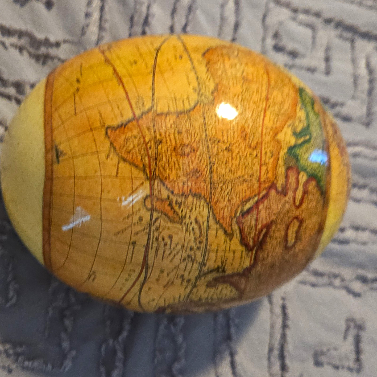 Antique Vintage World Map, Multicolor Ostrge Egg