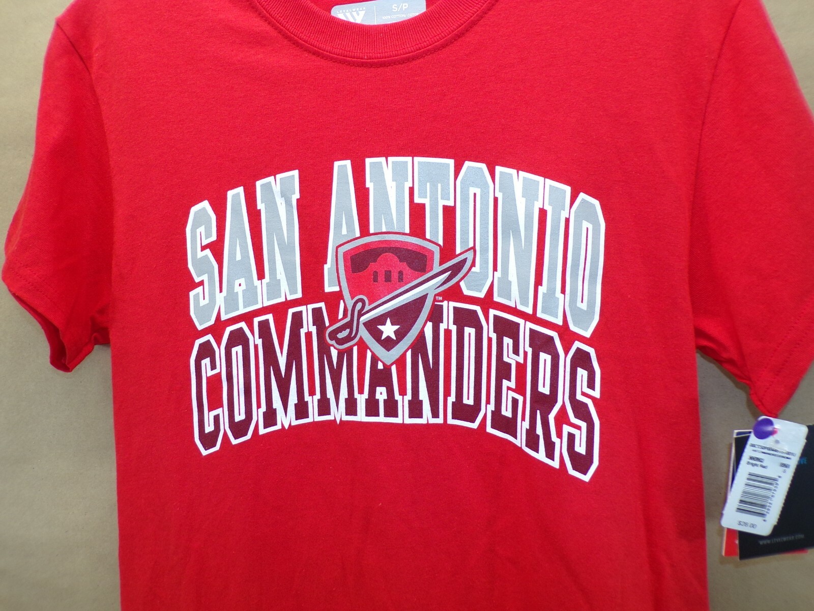 Levelwear San Antonio Commanders Performance Arch Red T-shirt