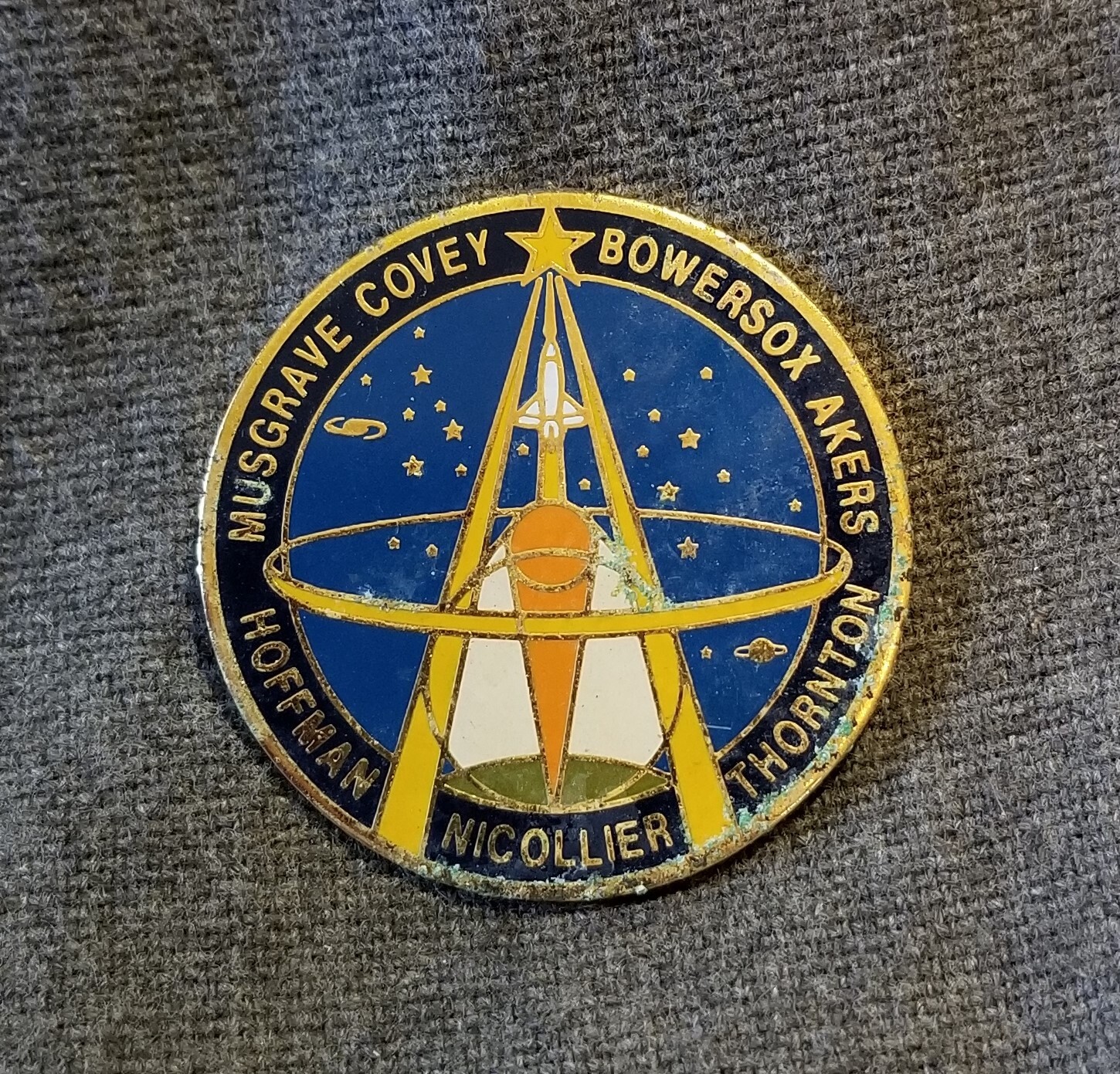 LMH Coin Medallion NASA SPACE SHUTTLE Endeavour 1993 STS-61 Musgrave Covey b