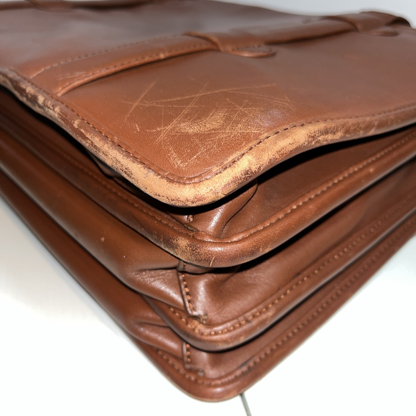 De Bon Brown Leather Computer Case or Brief Case with Shoulder Strap READ