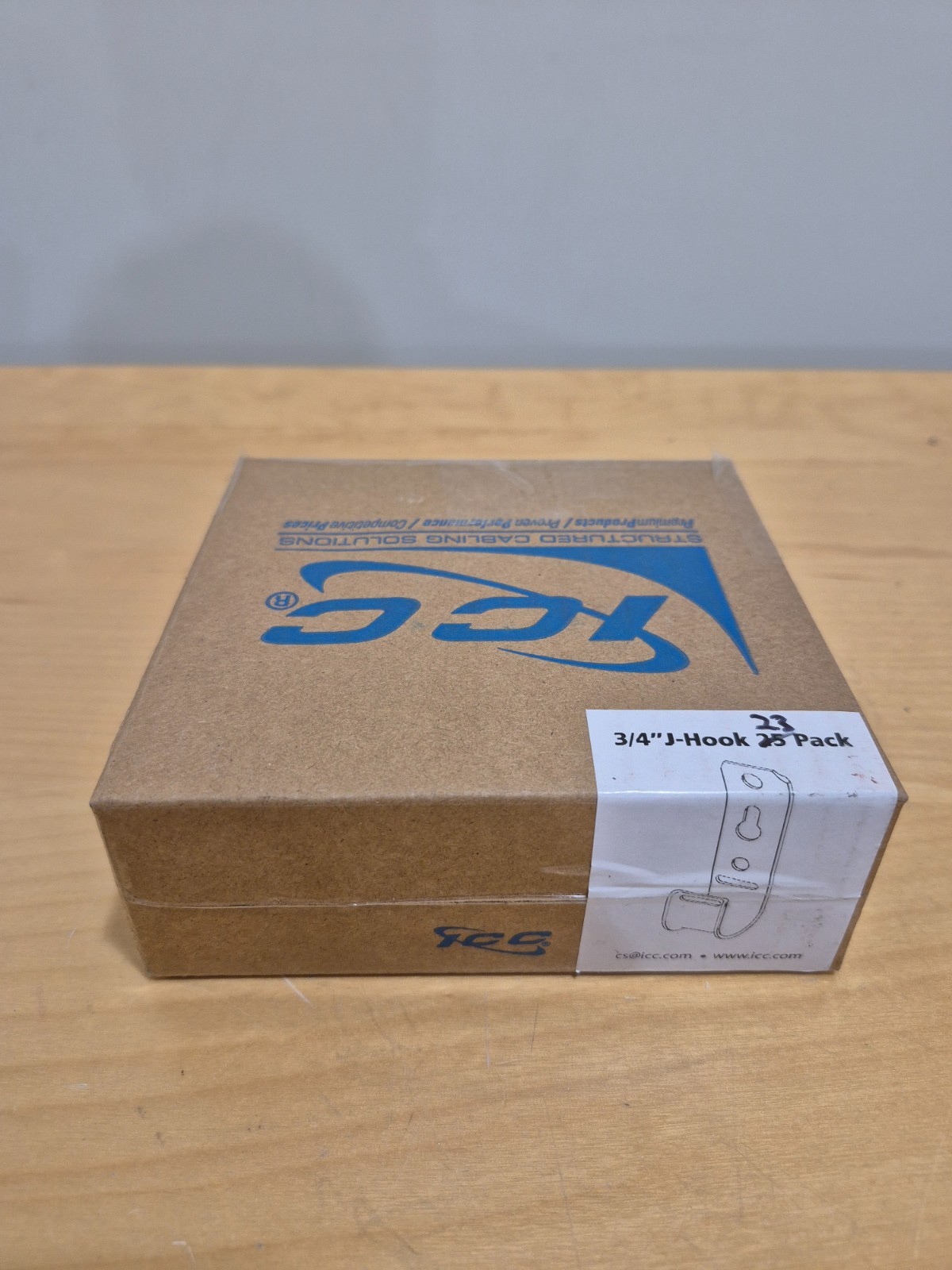 ICC ICCMSJHK22 J-Hook 3/4" (23-Pack)