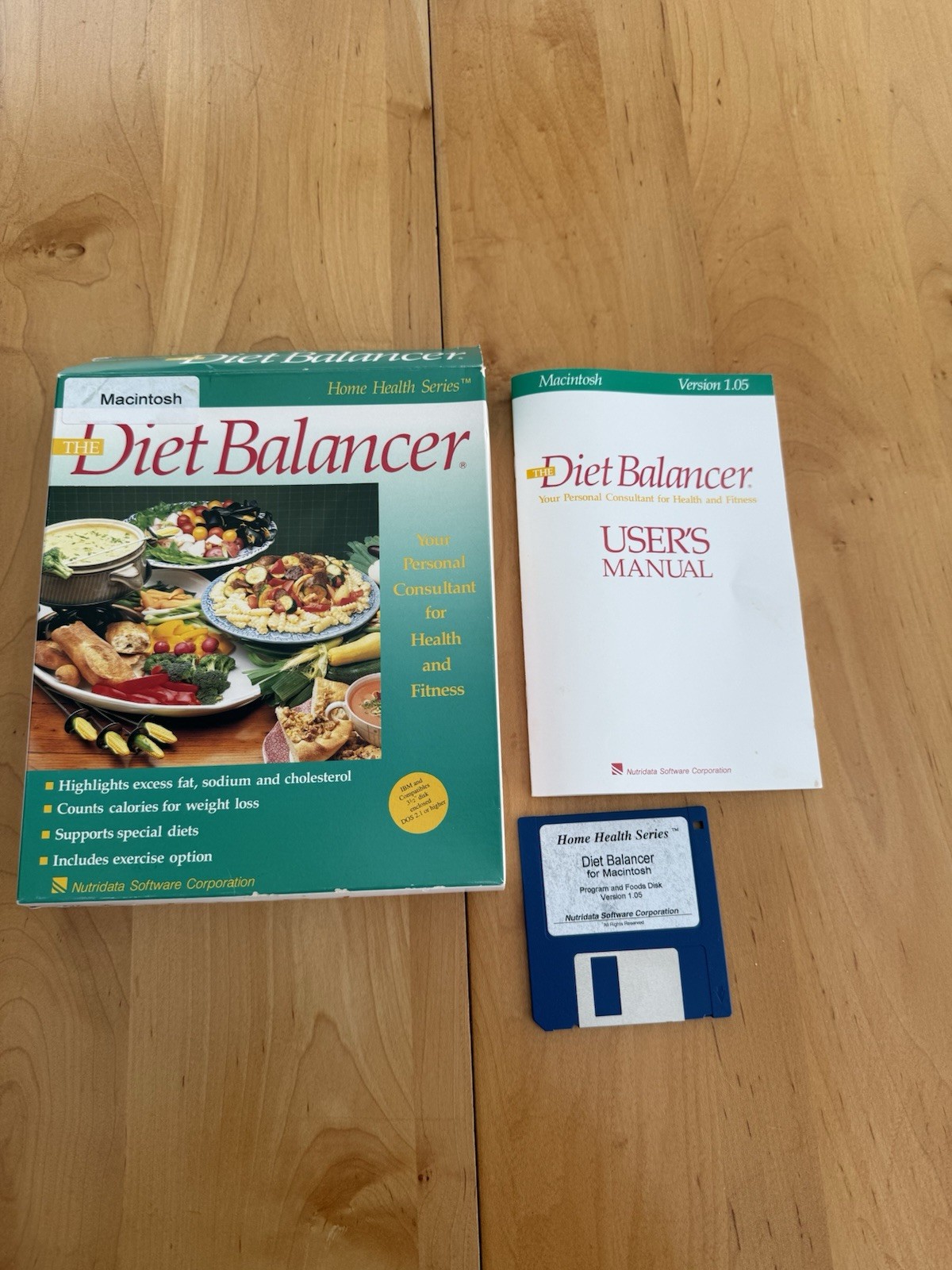 Diet Balancer Macintosh Home Health 3.5 floppy disk & manual nutrition untested