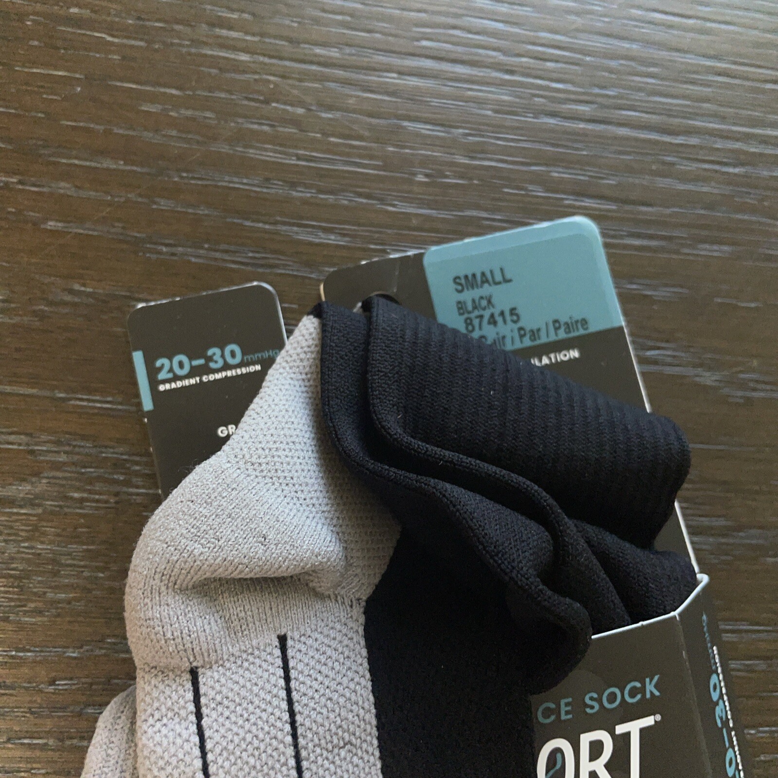 NEW THERASPORT 20-30mmHg Moderate Compression Athletic Performance Socks SMALL
