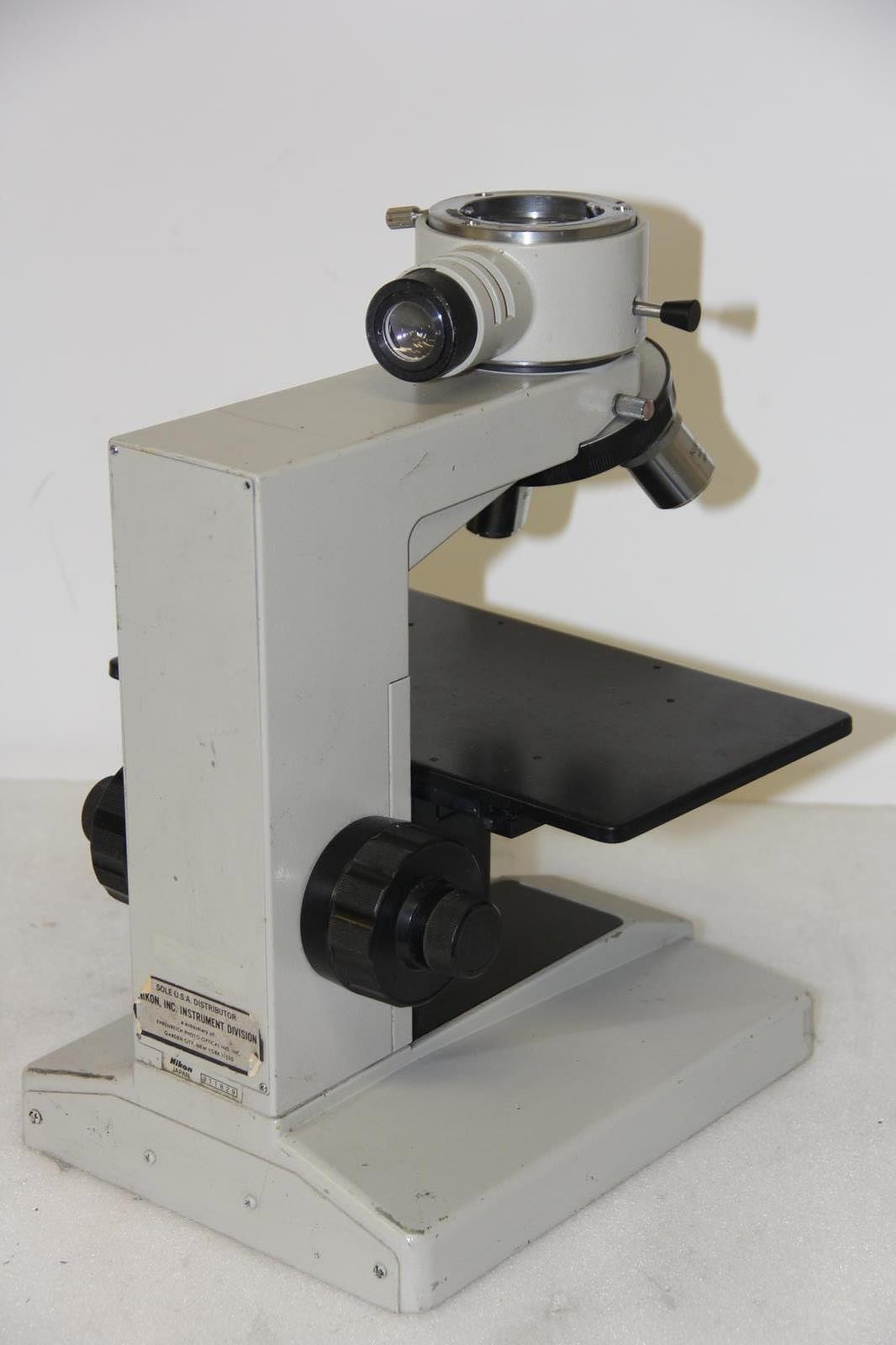NIKON OPTIPHOT Microscope w/ Objectives and w/o Head