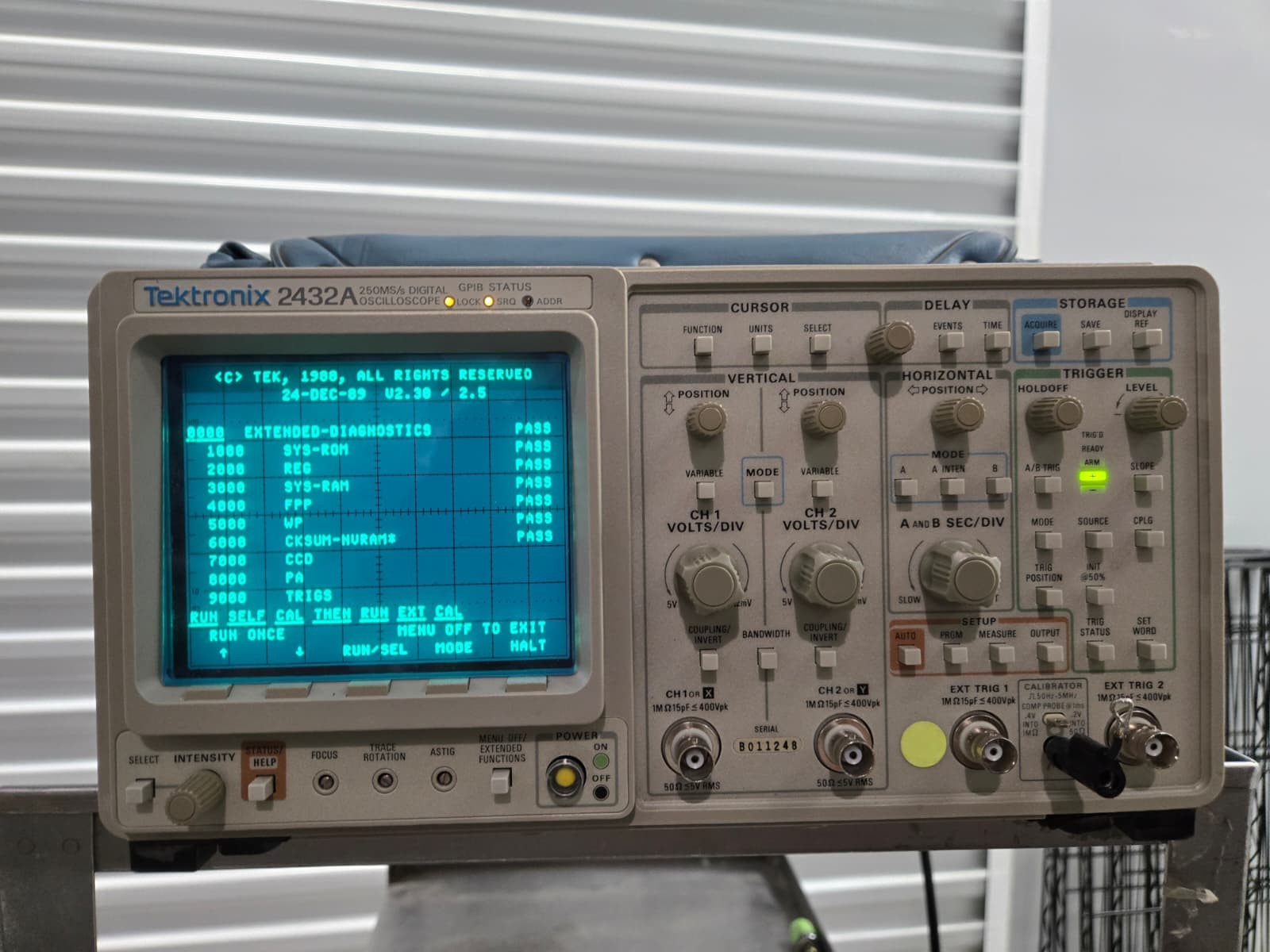 Tektronix 2432A - 250MS/s Digital Oscilloscope - Free Shipping