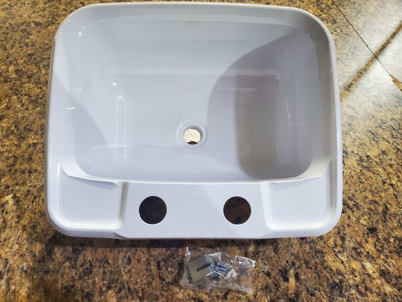RV SINK 15"X12"  WHITE PLASTIC LAVATORY SINK