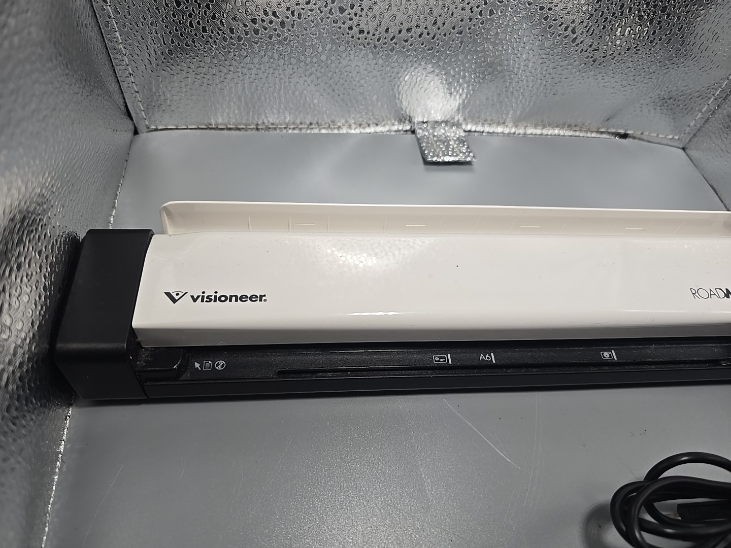USED Visioneer RoadWarrior 3 Simplex Mobile Document Scanner POWERS ON READ E